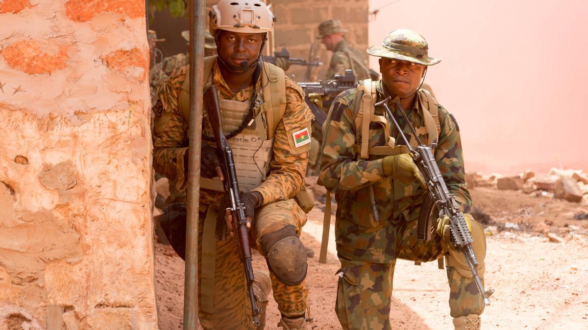 Soldados del Ejército de Burkina Faso, en una imagen de archivo.