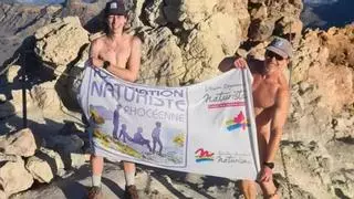 Dos turistas naturalistas franceses se desnudan en lo alto de El Teide