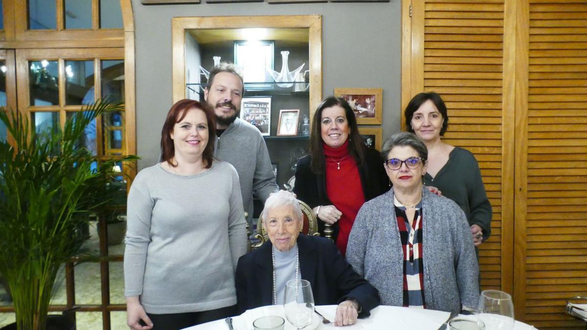 Rosa Valls i la seva mare, Rosa Boch, van fer un dinar de comiat el dissabte passat al Duran.
