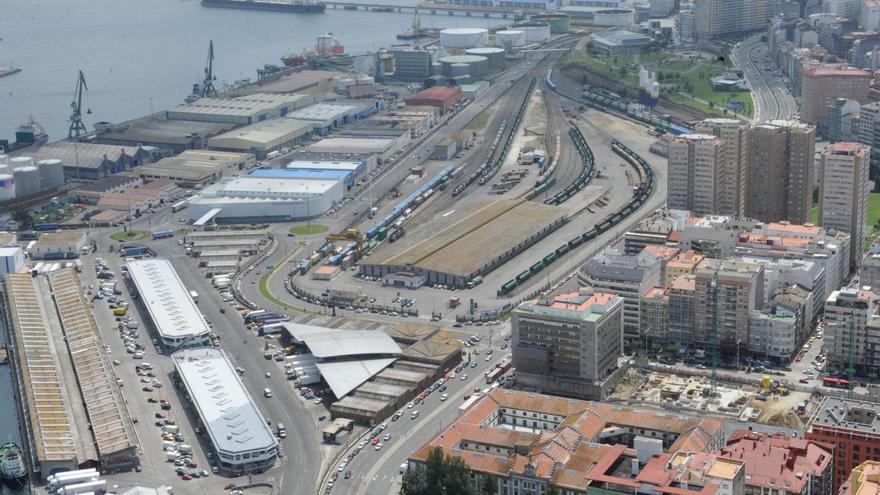 Vista del muelle y la estación ferroviaria de San Diego. |   // VÍCTOR ECHAVE