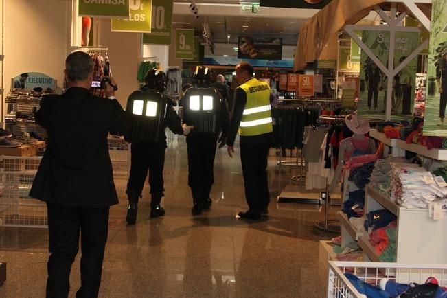 Simulacro de emergencias en el Hipercor de Siete Palmas