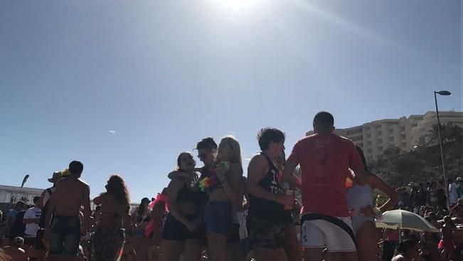 Carnaval de Maspalomas 2017: Fiesta de Carnaval en Playa del Inglés y Entierro de la Sardina