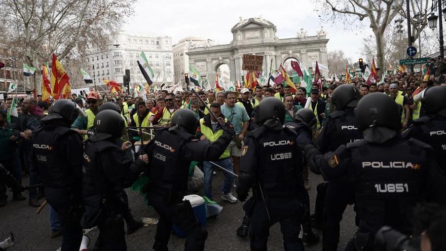 Manifestación de agricultores en Madrid, en imágenes