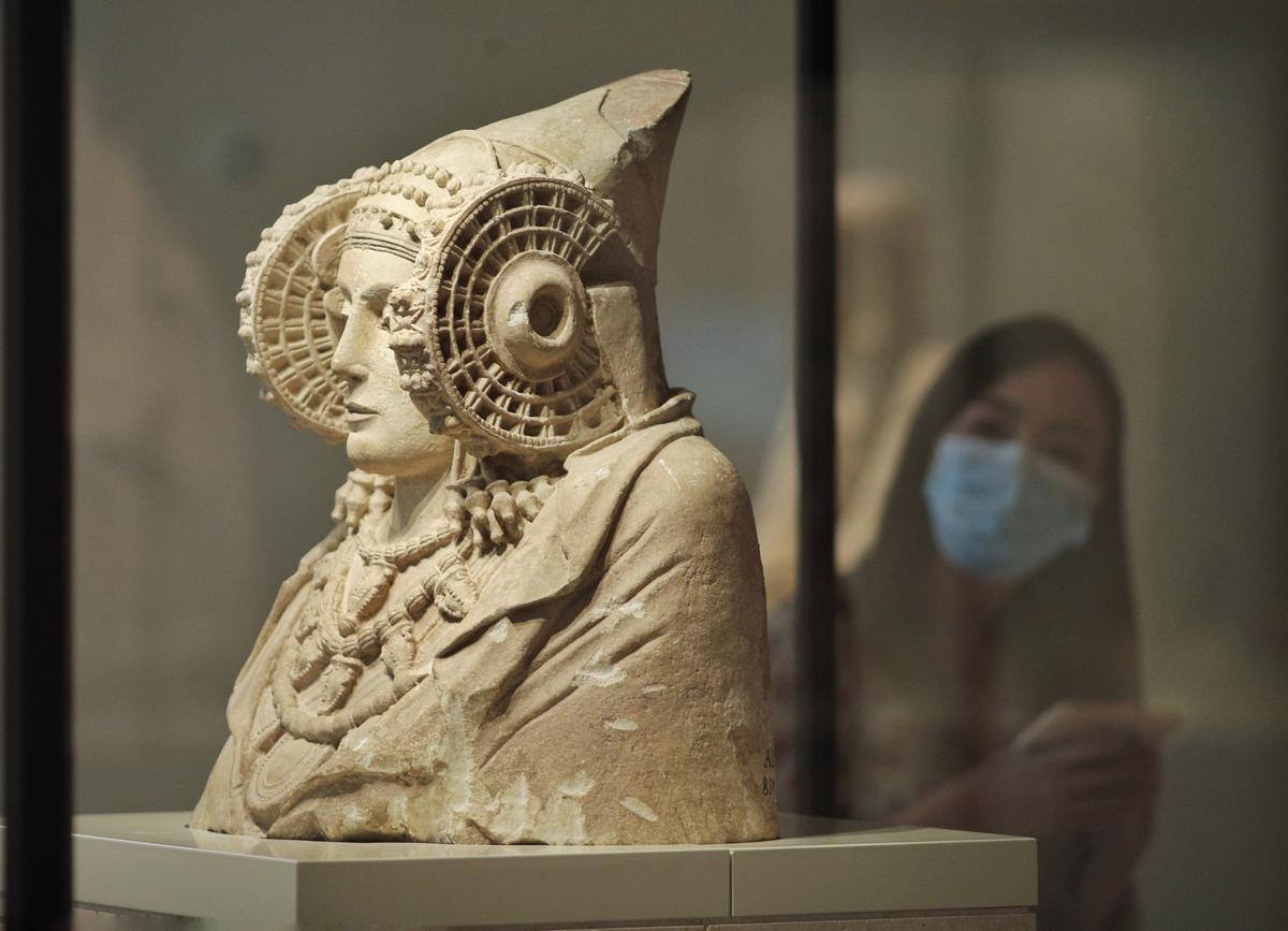 La Dama de Elche, retratada en 2020 en el Museo Arqueológico Nacional. 
