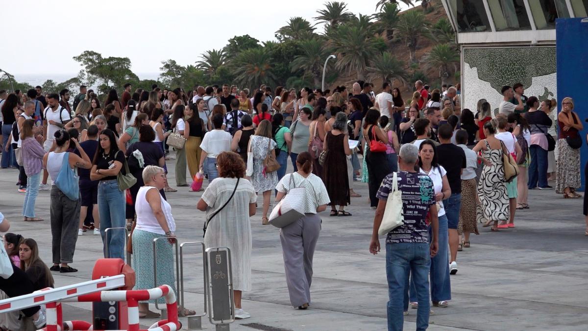 Un momento de la primera prueba de las oposiciones del Ayuntamiento de La Laguna celebradas este viernes 31 de julio en el Recinto Ferial.