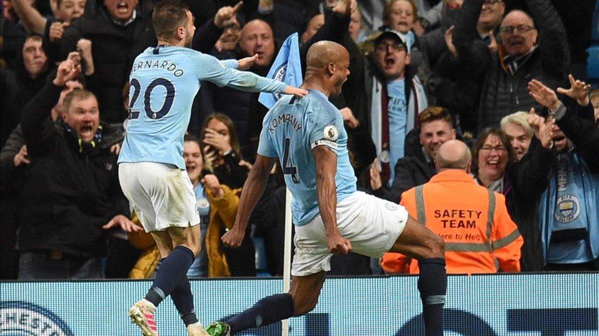 Kompany celebró por todo lo alto su golazo