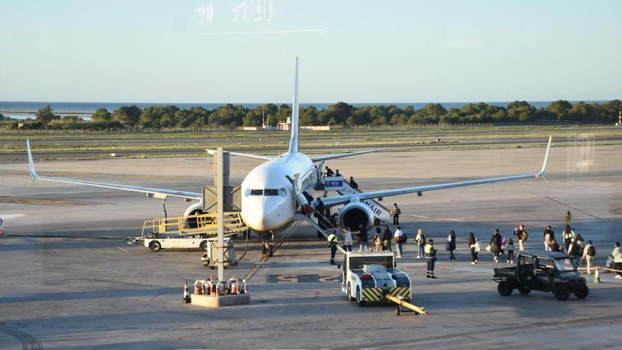 Ibiza will have direct flights to 75 destinations this summer: the full list by country