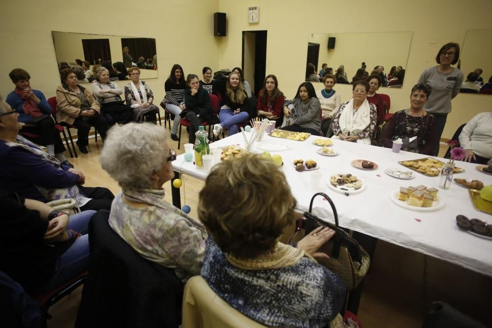 Celebración del día de la mujer en Avilés