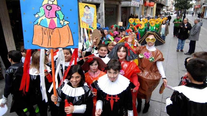 Los colegios ponen color al Carnaval - La Nueva España