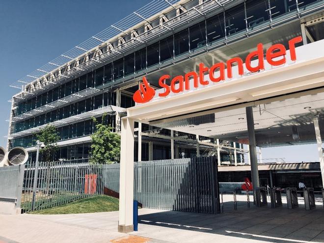 El Santander gana un pleito de 800 millones contra la aseguradora AXA en el Reino Unido