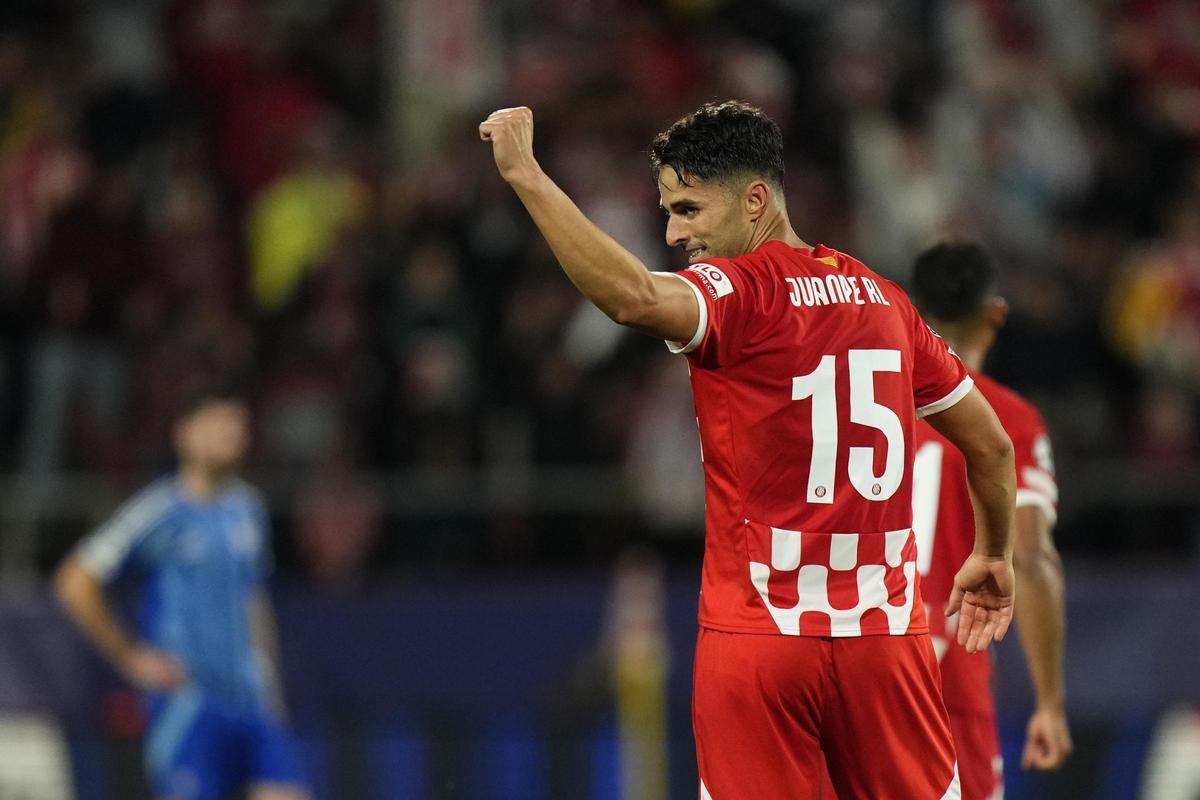 Juanpe festeja su tanto ante el Bratislava.
