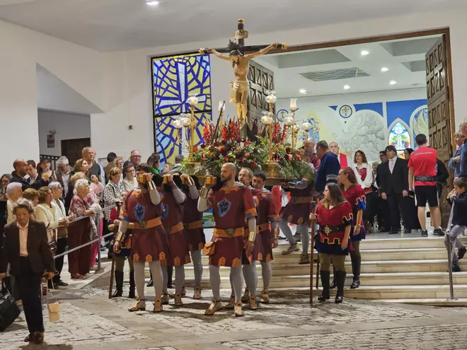 Calp celebra el día del patrón con la tradicional procesión