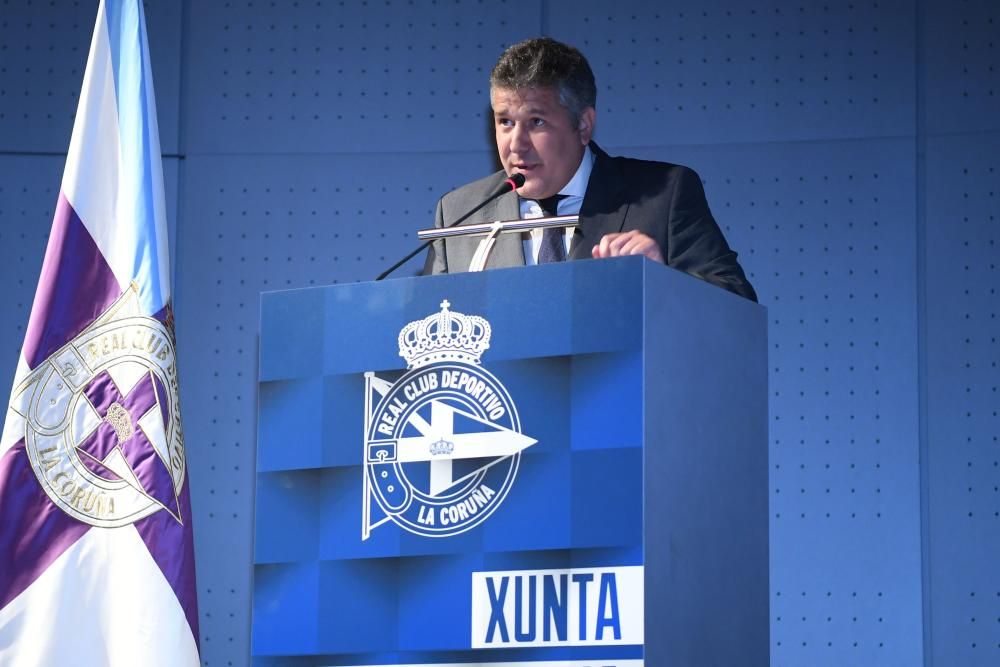 Tino Fernández, reelegido presidente del Deportivo