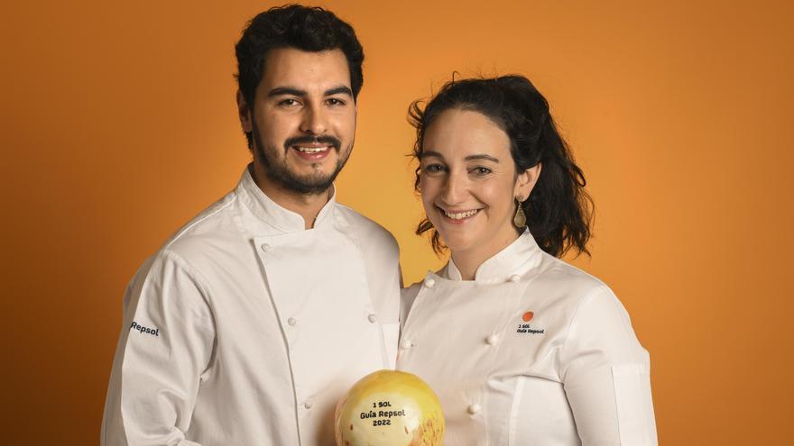 Alejandra Herrador y Emmanuel Carlucci del restaurante Atalaya.