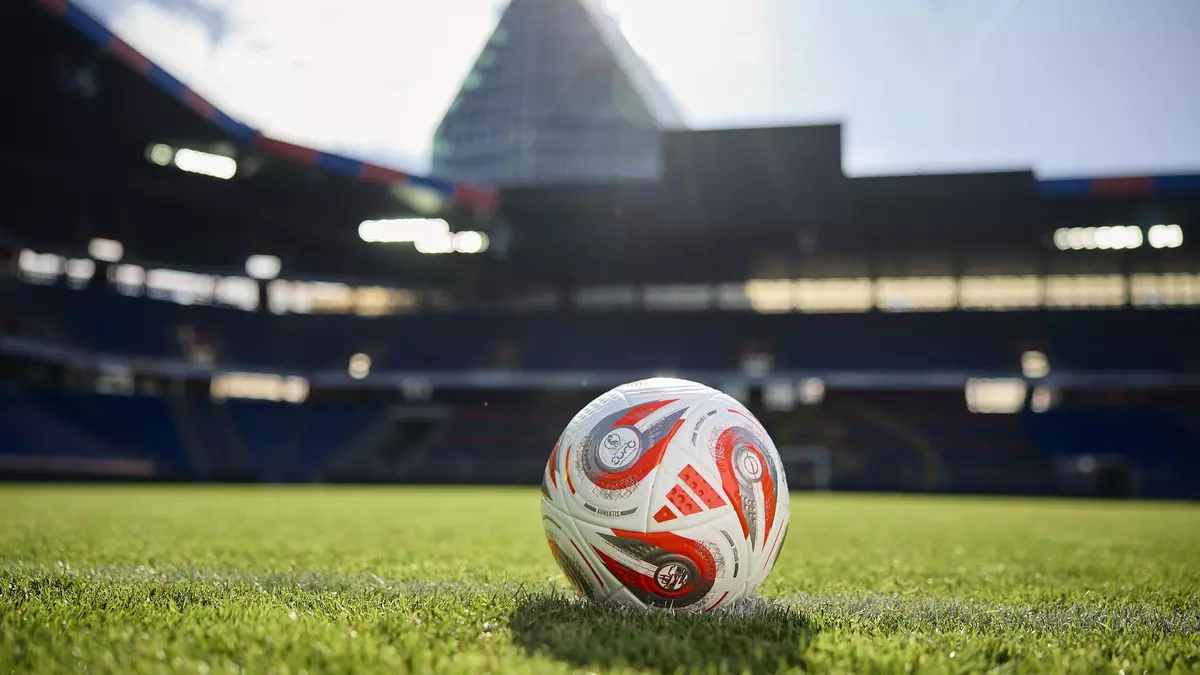 Así es el balón especial para las semifinales y final de la Eurocopa femenina