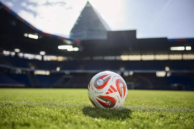 Así es el balón especial para las 'semis' y la final de la Eurocopa femenina