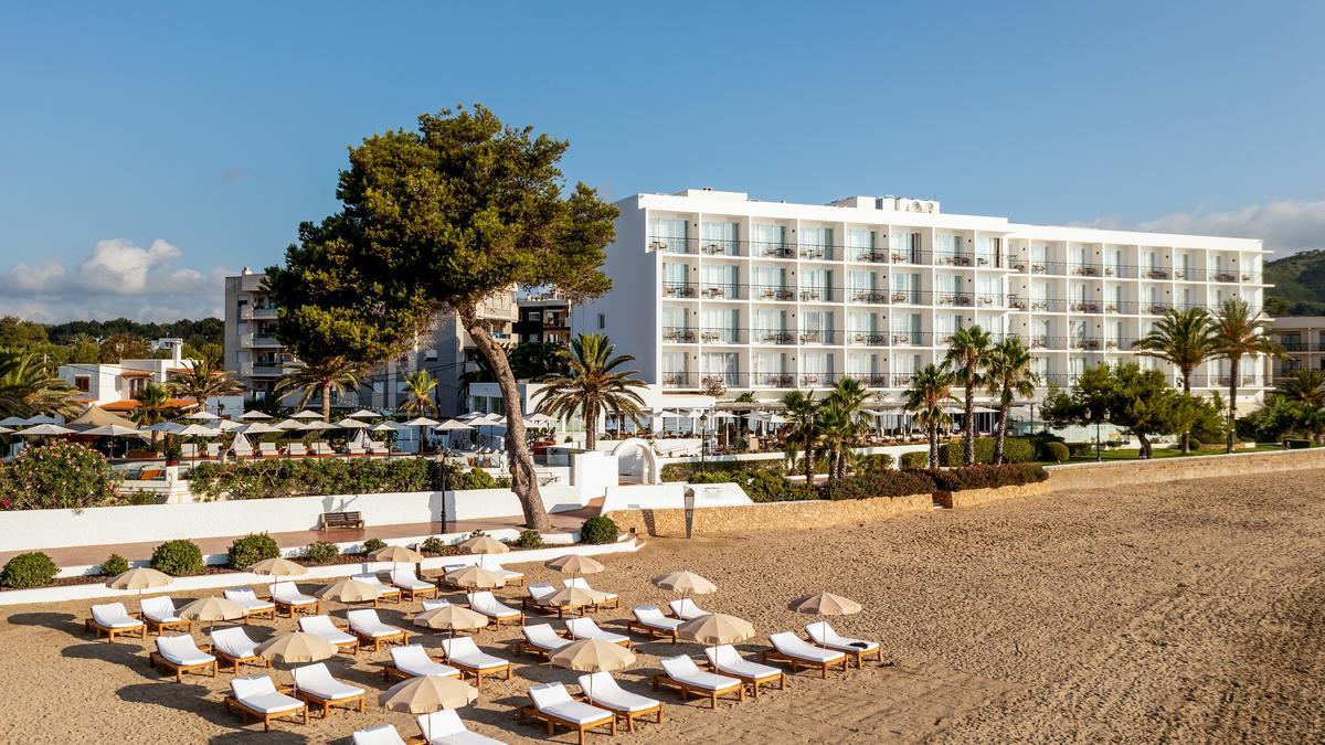 La ubicación de Hotel Riomar en Santa Eulalia (Ibiza) es insuperable.