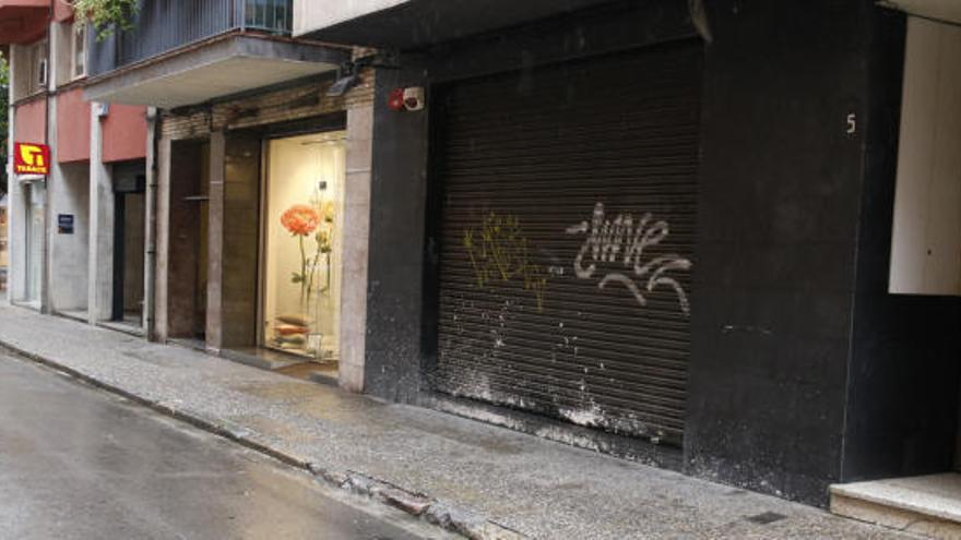 Exterior del local d&#039;oci de Girona on va tenir lloc el tiroteig
