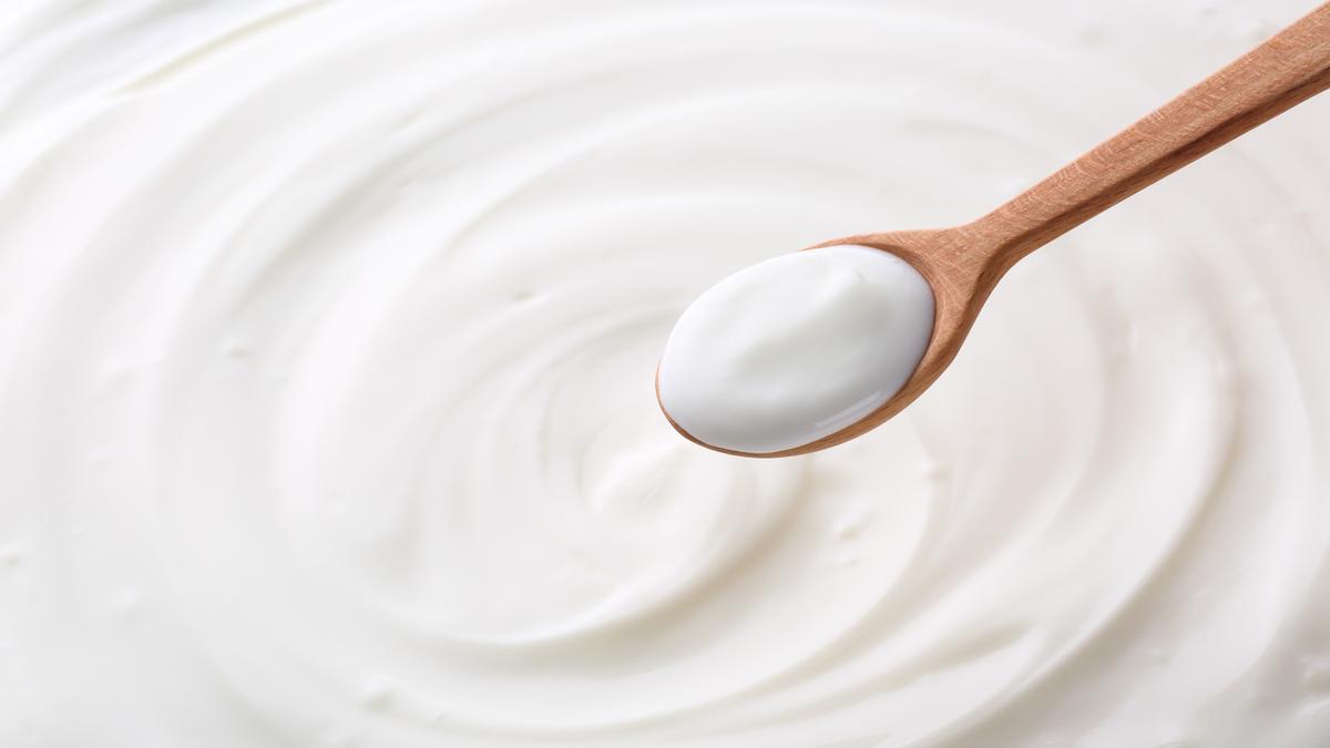 Las propiedades del yogur le convierten en un alimento deseable en buena parte de las dietas.