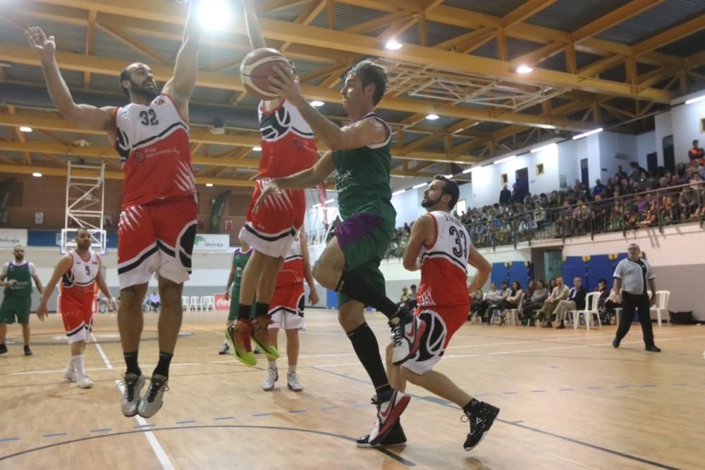 Fiesta de baloncesto solidario en La Mosca