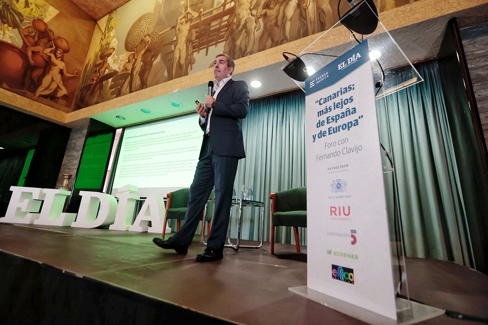 Fernando Clavijo en el Foro de El Día 'Canarias; más lejos de España y Europa'