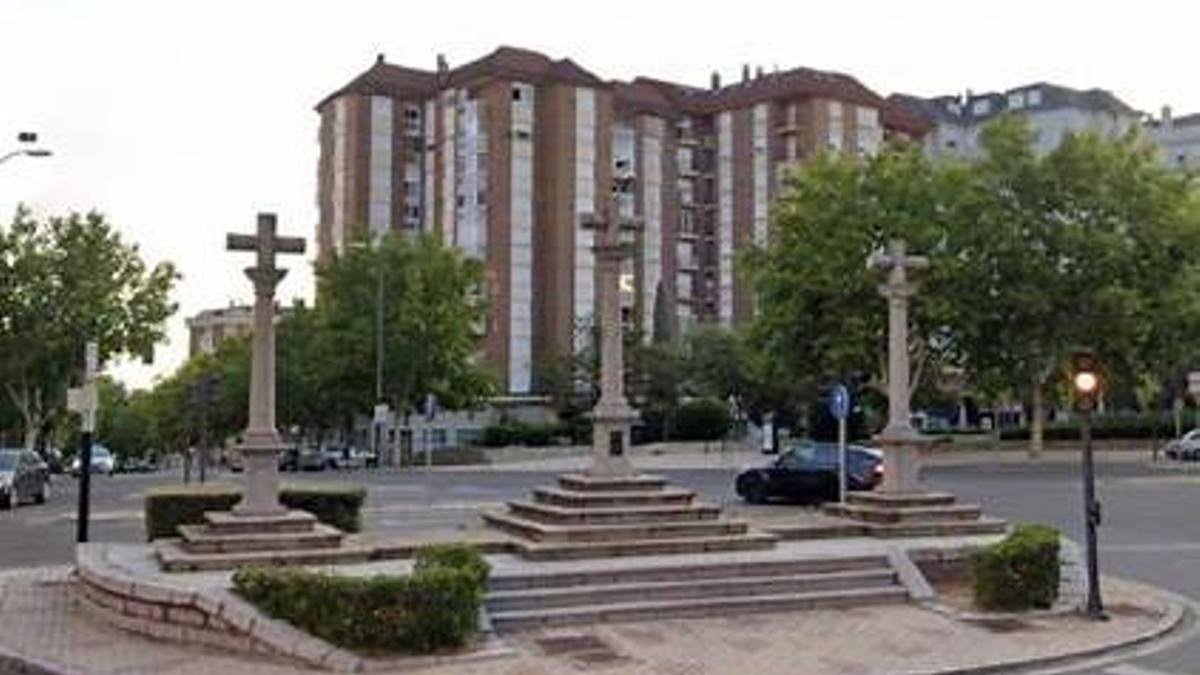 la petición de un vecino de las Tres Cruces
