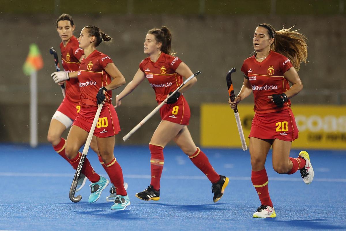 Las jugadoras españolas durante un partido