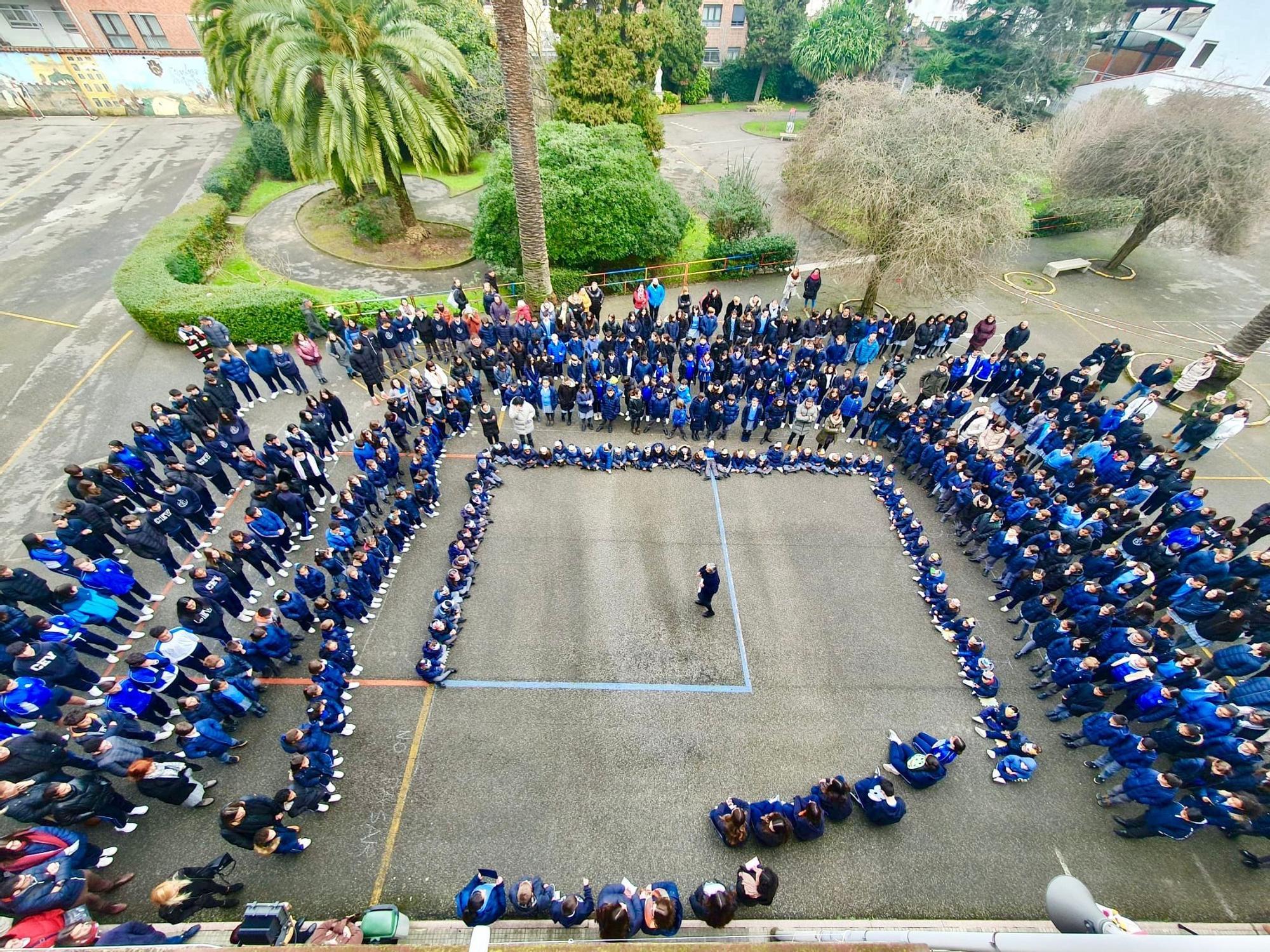 Celebración del Día de la Paz en el colegio Patronato San José