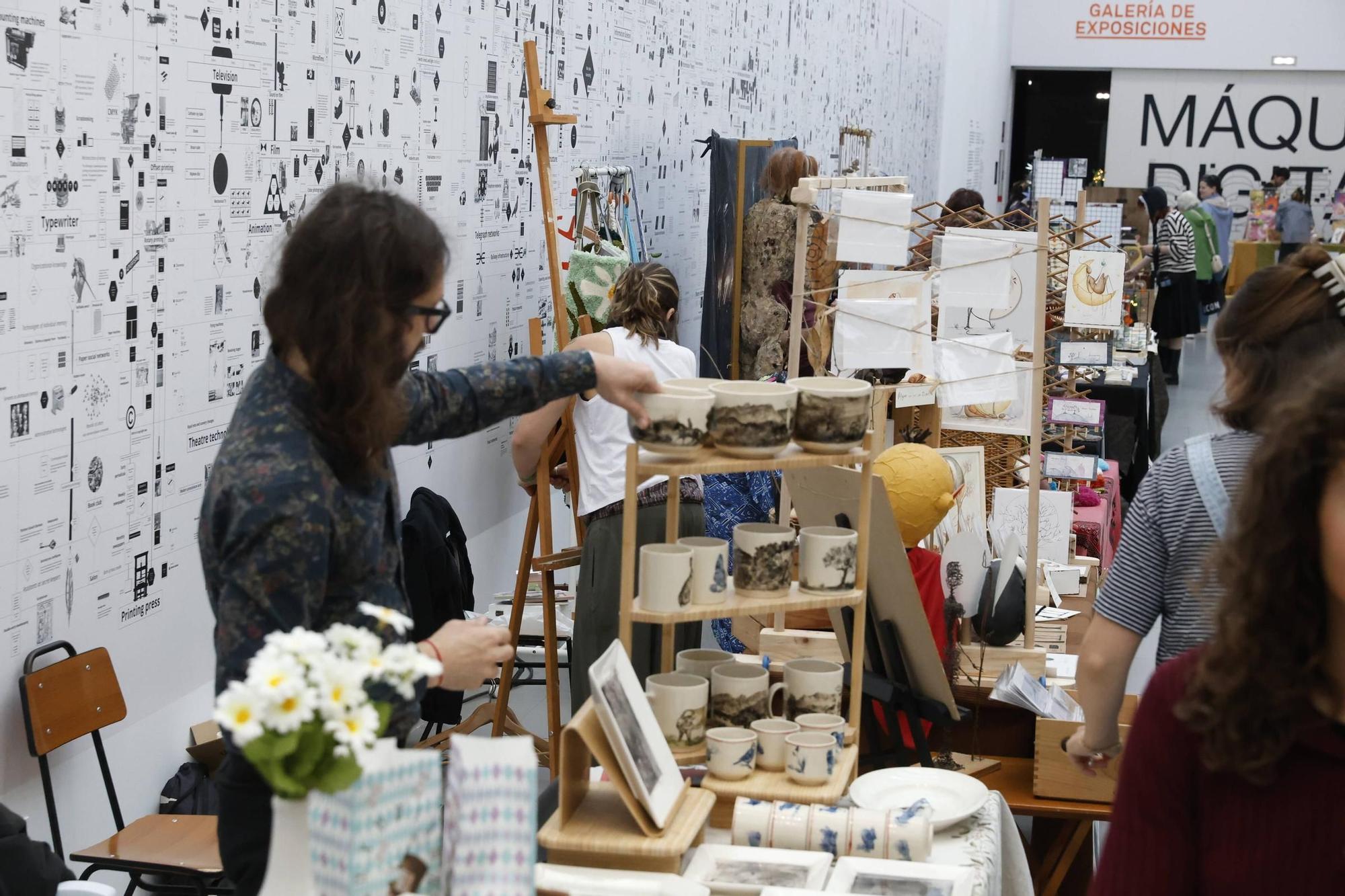 LABShop abre sus puertas en Gijón con más de 60 puestos (en imágenes)