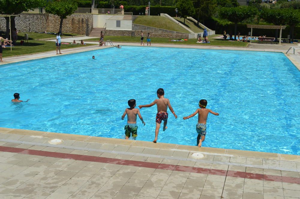 L'estiu ja és aquí i les piscines han obert.