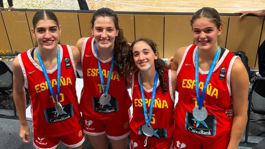 Cuatro jugadoras del Valencia Basket se proclaman subcampeonas del Mundo U17F