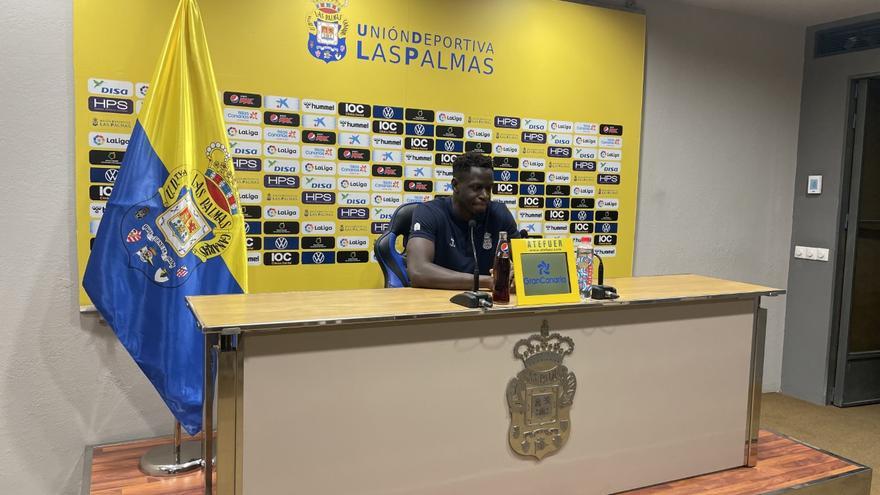 El significado del derbi entre la UD Las Palmas y el CD Tenerife para el capitán Mfulu