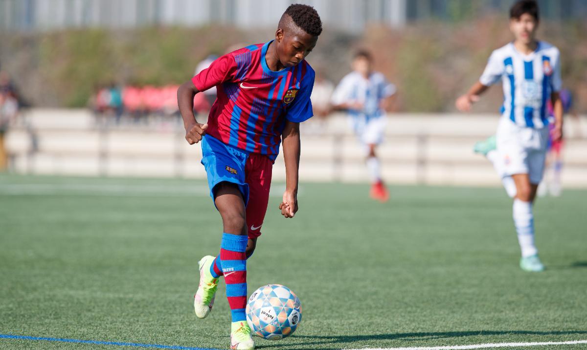 Sidney So Delgado, durante su etapa en la cantera del Barça