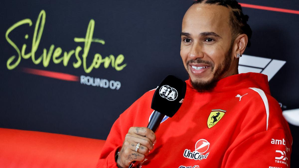 Lewis Hamilton, en rueda de prensa en Silverstone