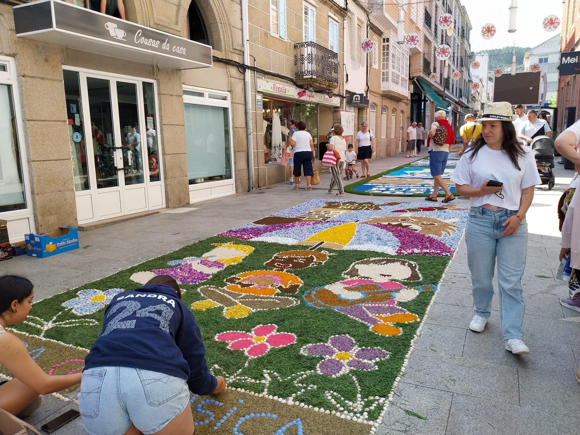 La fiesta de las alfombras florales del Corpus en Bueu (II)