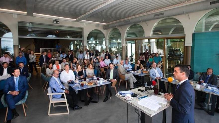 Desayuno informativo con el alcalde de Marbella, José Bernal.