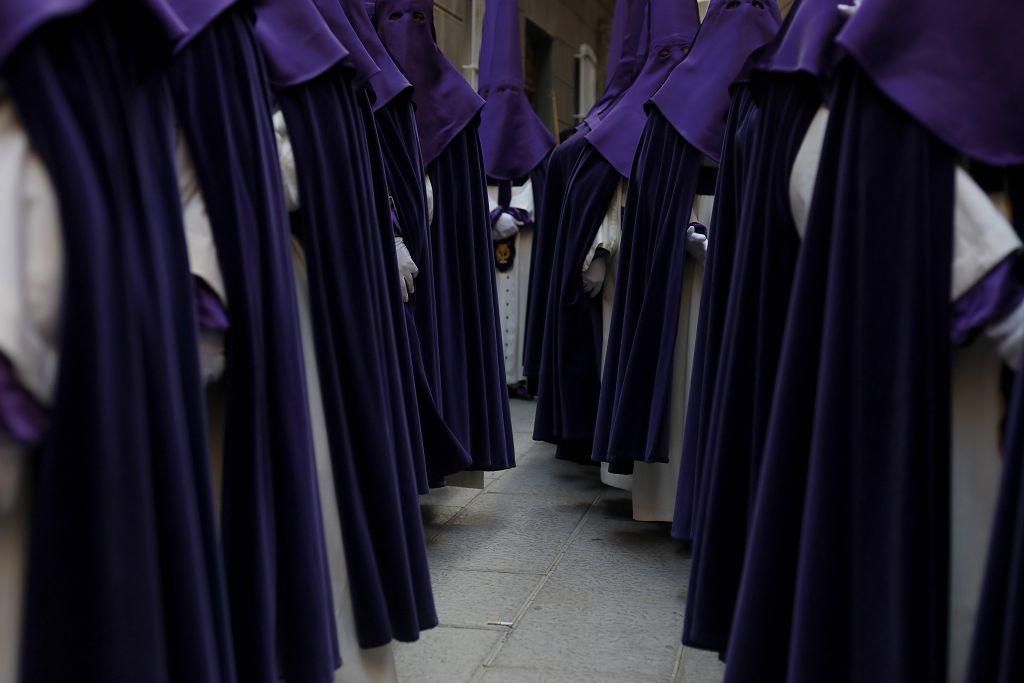 Procesión del Santo Entierro este Viernes Santo en Cartagena, en imágenes