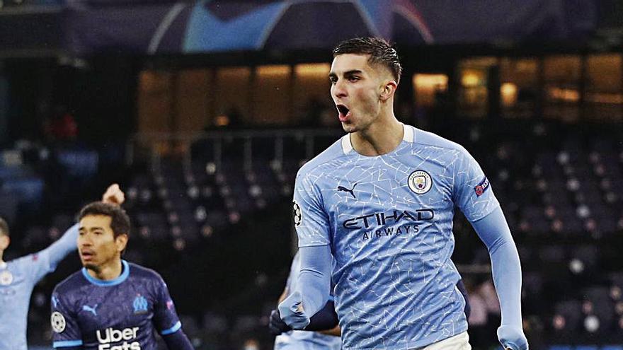 Ferran Torres celebra un gol con el Manchester City. | REUTERS/PHIL NOBLE