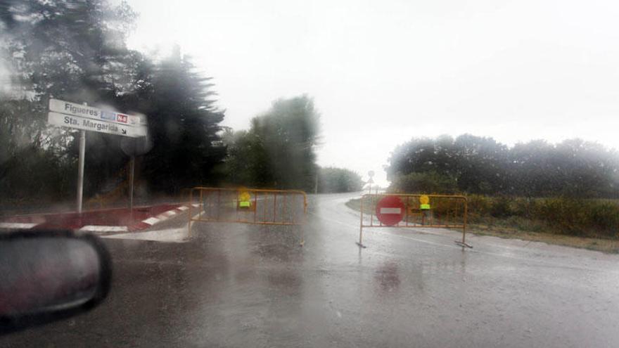 El temporal també ha afectat els accessos a Santa Margarida.