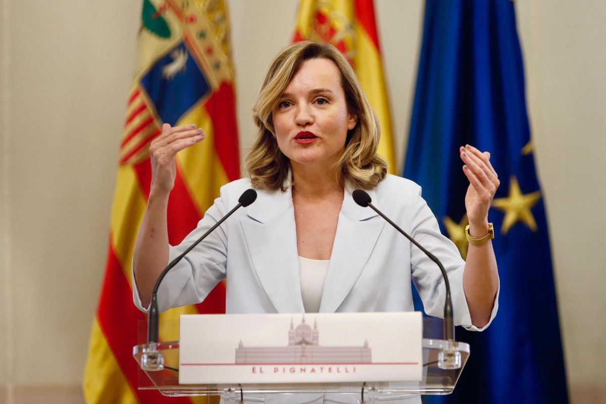 Pilar Alegría, en la sala de Columnas del Pignatelli.