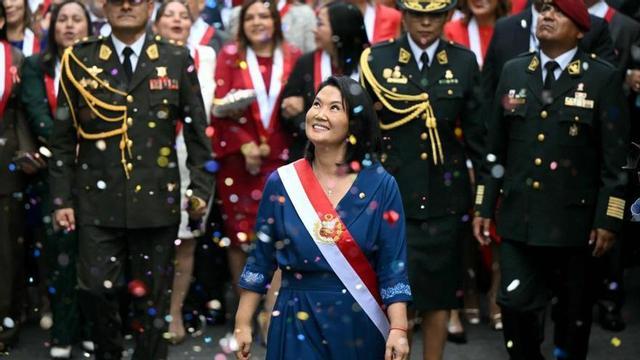 Keiko Fujimori arriba al Congrés del Perú per a la seva investiduraKeiko Fujimori arriba al Congrés del Perú per a la seva investidura presidencial. | ERNESTO BENAVIDES / AFP