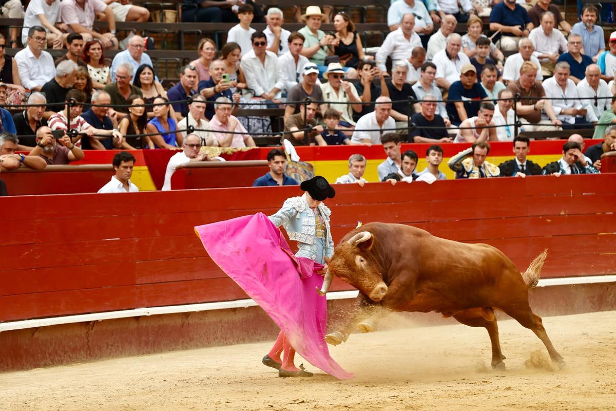Corrida de toros mixta de la Feria de Julio con Román, Nek Romero y la novillera Olga Casado