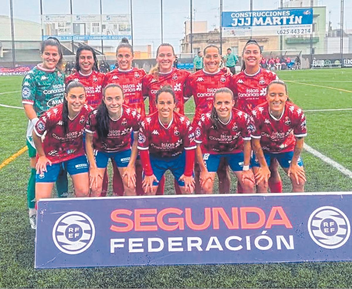 Once inicial del Real Unión en un encuentro de Segunda Federación.