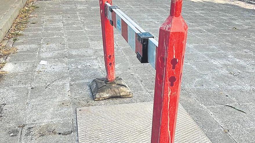 El agujero que había en la calle Caracas, ya ha sido cubierto.