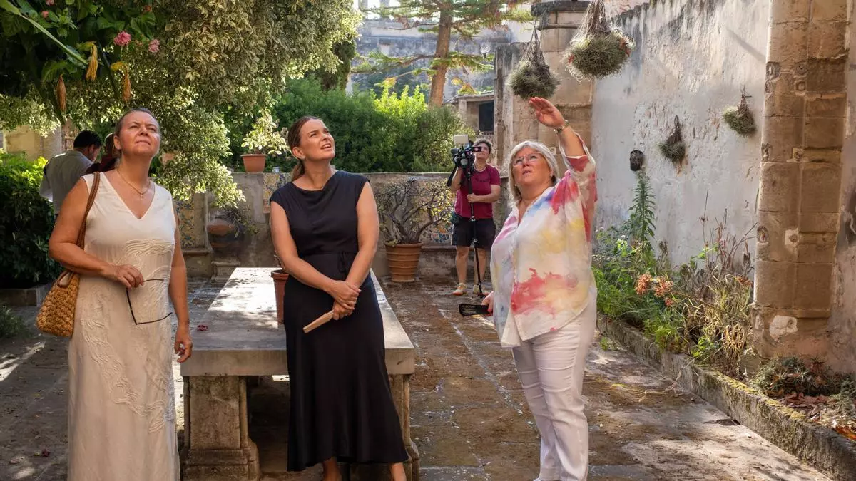 Prohens recorre el convento de Sant Jeroni después de que el Supremo diera la razón a las monjas sobre la propiedad del inmueble