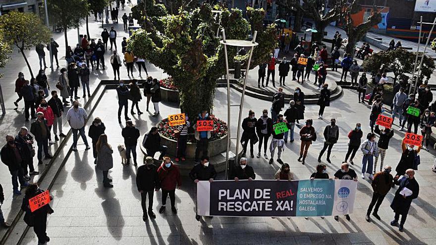 La protesta, ayer, en Bueu. |   // GONZALO NÚÑEZ