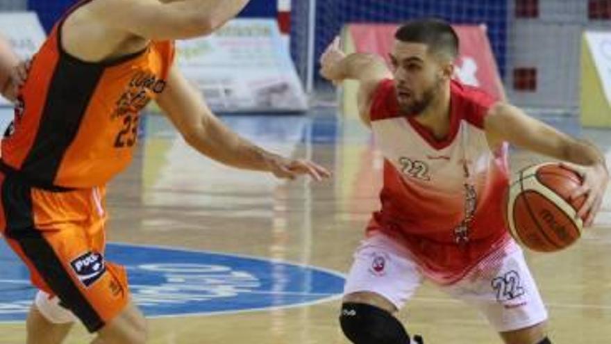 Las bajas lastran al Benicarló ante el Valencia