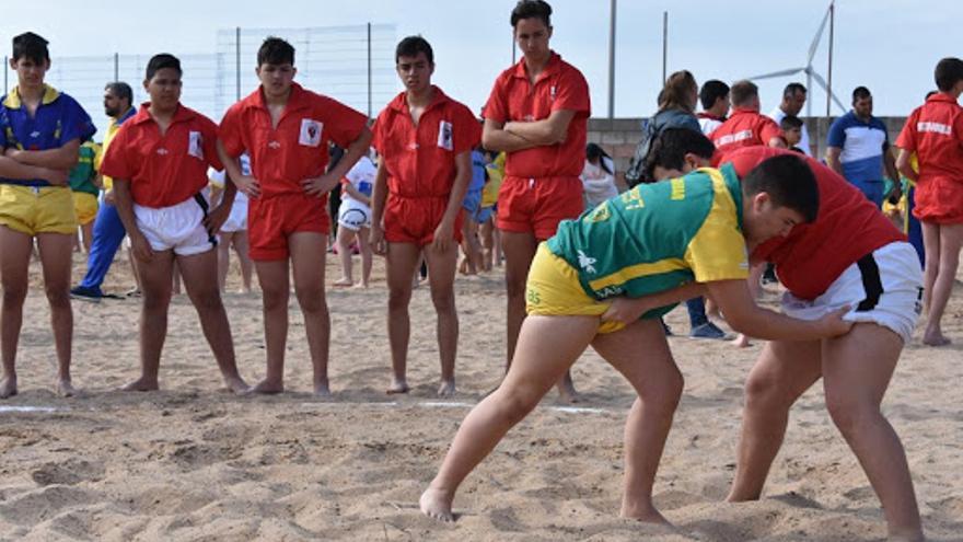 Reuniones entre la Federación Insular de Lucha Canaria de Gran Canaria y los clubes