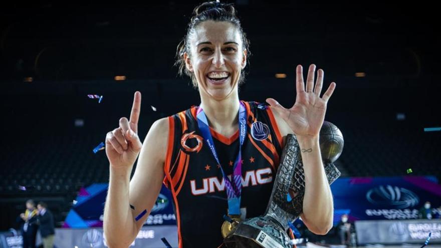 Alba Torrens ganó en 2021 su sexta Euroliga