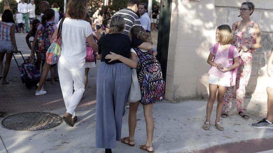 Nachdem sie Spanien-Flagge aufhängten: Ganze Schulklasse auf Mallorca des Unterrichts verwiesen